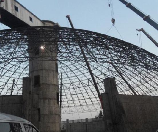 乐山网架分条或分块安装法